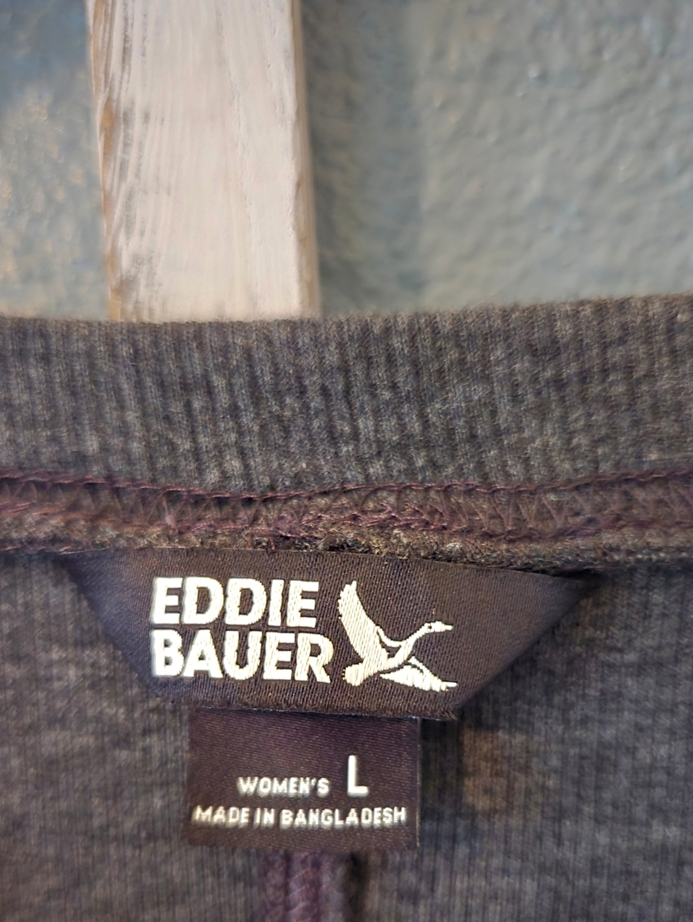 Eddie Bauer Bundle | Women’s L | Black Tulip Back Tee & Grey Ribbed Henley - Picture 7 of 9